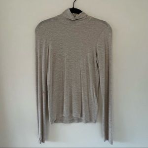 Light turtleneck sweater - oatmeal
